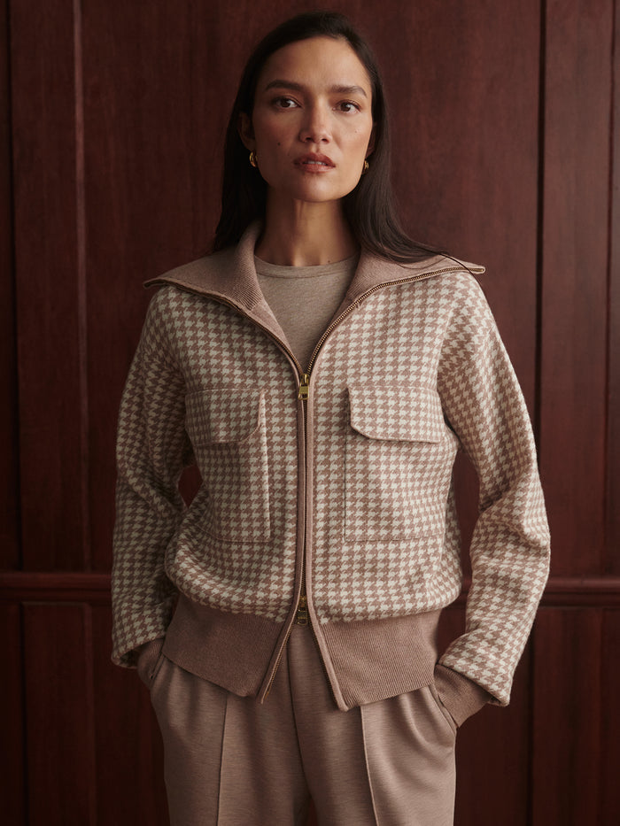 Taupe