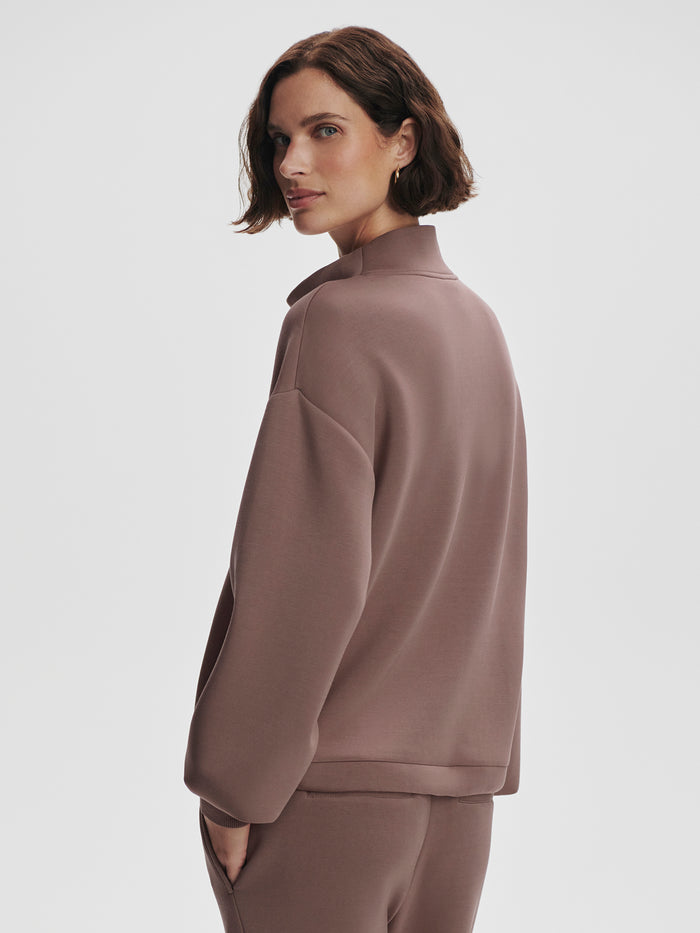 Antler|Betsy Sweat Antler sweatshirt, front view in Antler color.