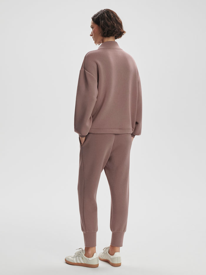 Antler|Front view of Betsy Sweat Antler, a crewneck fleece sweatshirt in Antler color with a relaxed fit.