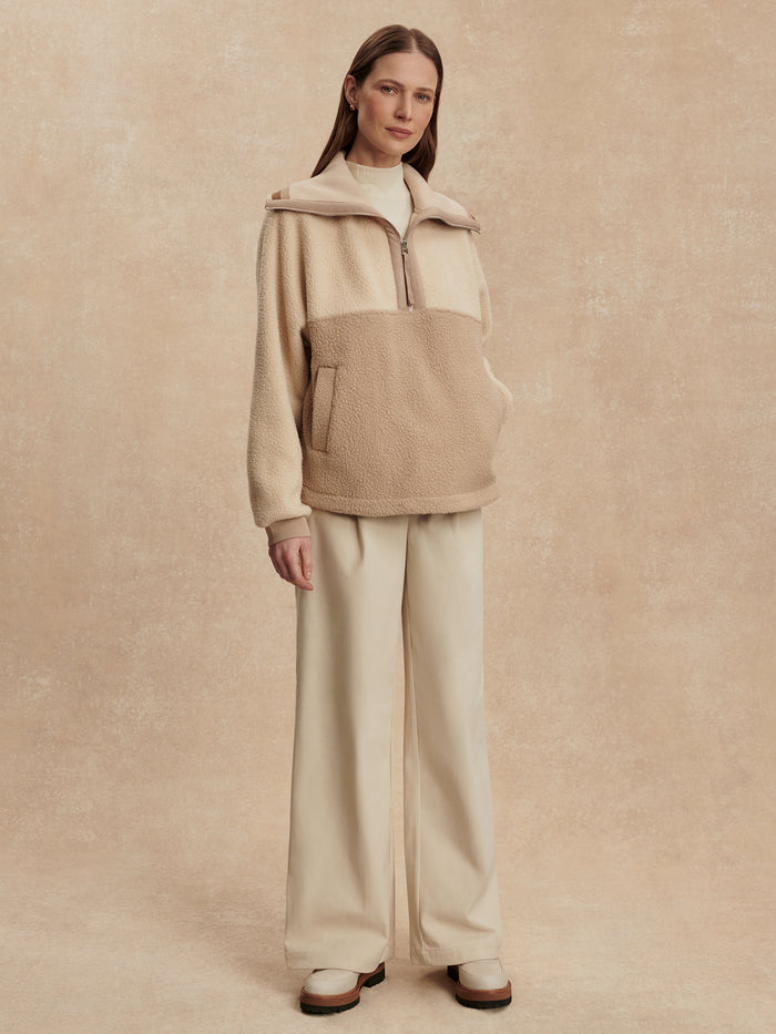 Cool Sand/ Light Taupe