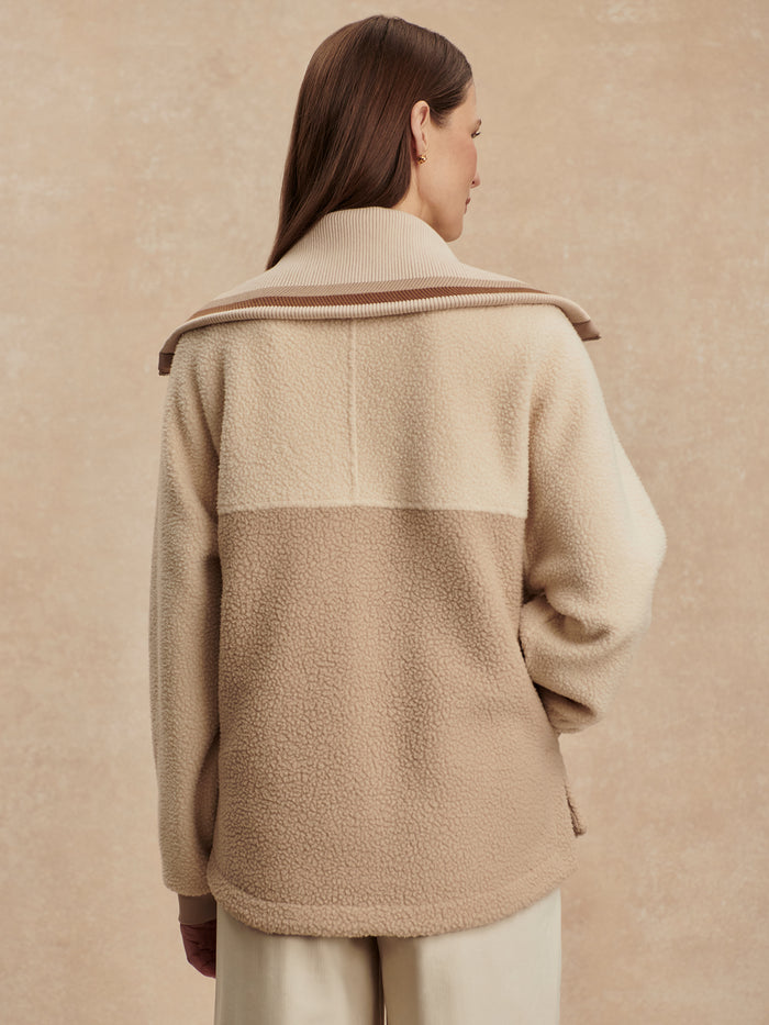 Cool Sand/ Light Taupe