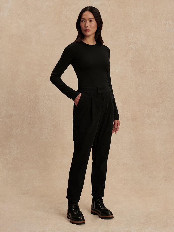 Black|Edna Long Sleeve Fitted Tee Black, front view of a slim-fit long-sleeve tee in black jersey fabric, ideal everyday wear.