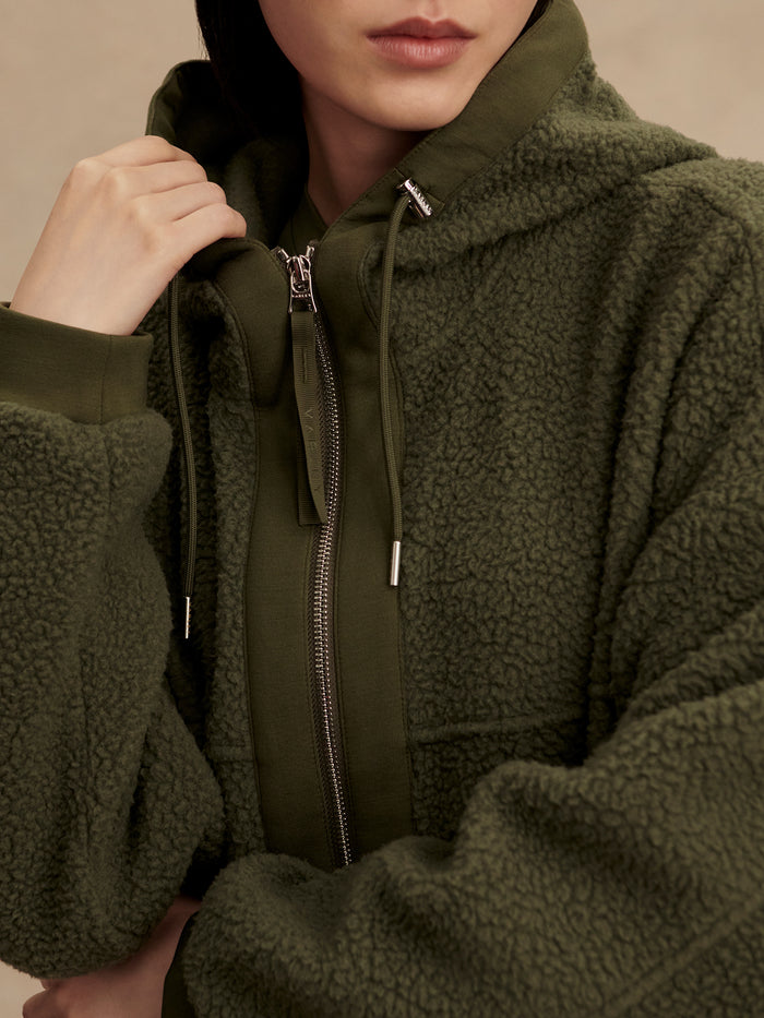 Racing Olive|FEY Relaxed Fleece Racing Olive, olive-toned fleece pullover with relaxed fit and soft fleece interior.