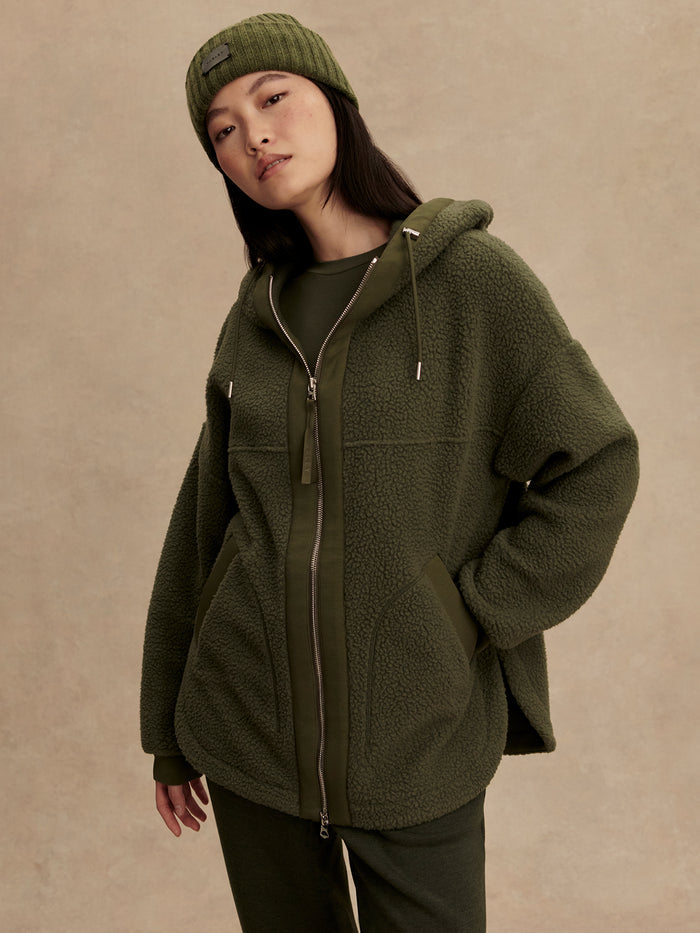 Racing Olive|Front-facing shot of Varley Fey Relaxed Fleece Racing Olive, a relaxed-fit olive fleece.