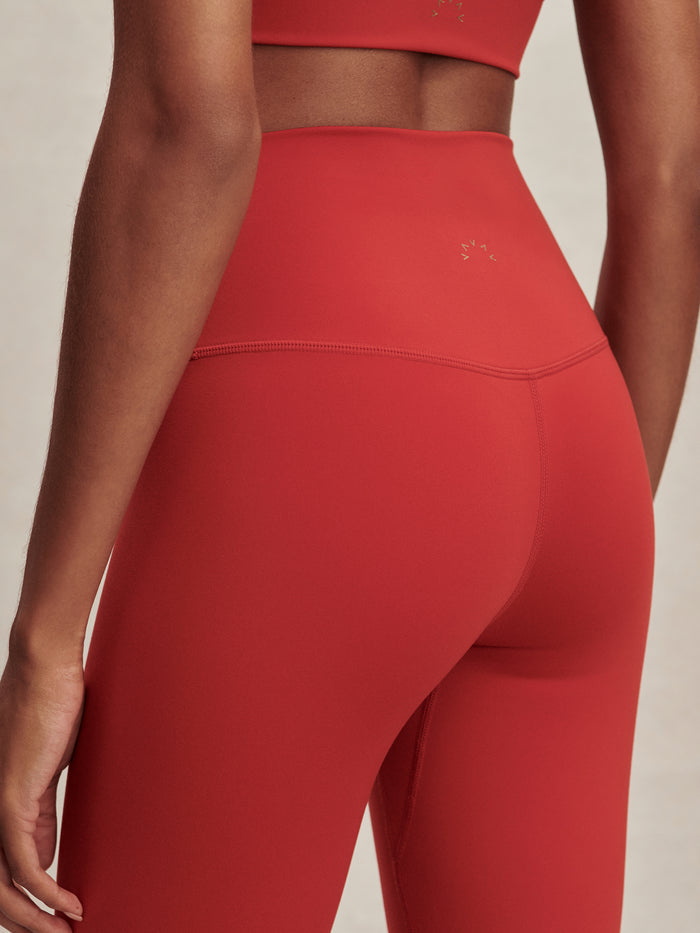 Lava Falls|Product shot of FREESOFT HIGH RISE LEGGING 28 LAVA FALLS in Lava Falls color, featuring a high-rise waistband and sleek stretch fabric.