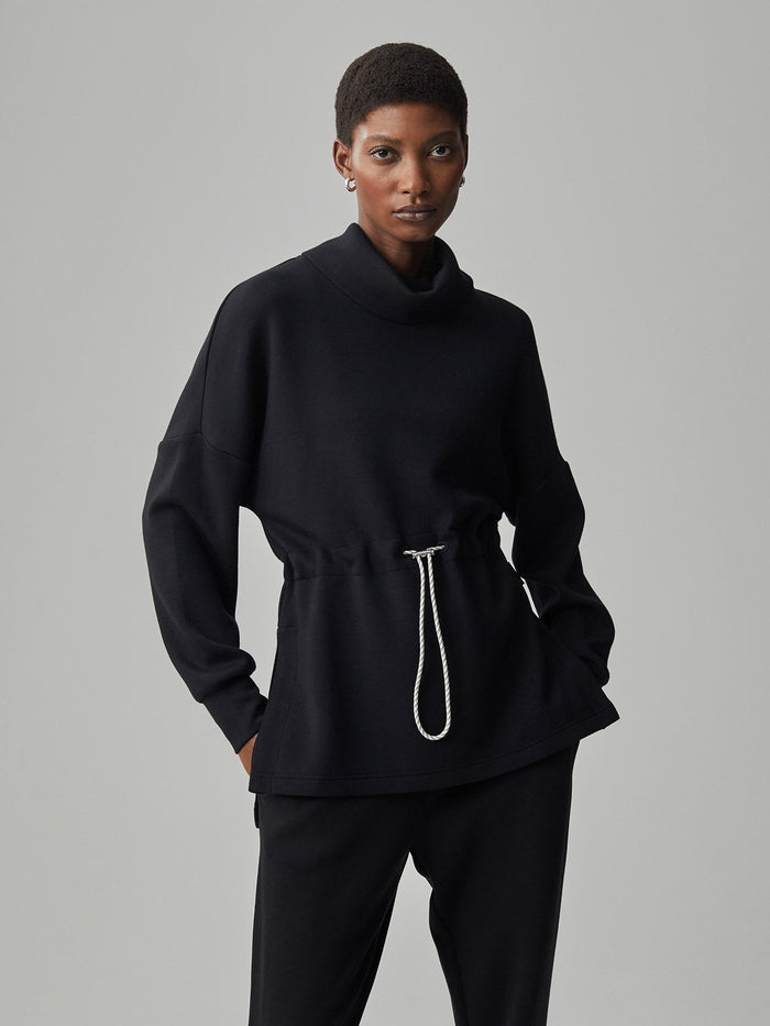 VAR01168_FreyaSweat_Black_6
