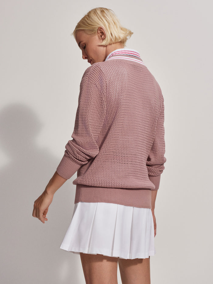 Image|Front-facing Hadley Knit Deauville Mauve on a model, showcasing soft mauve knit fabric.
