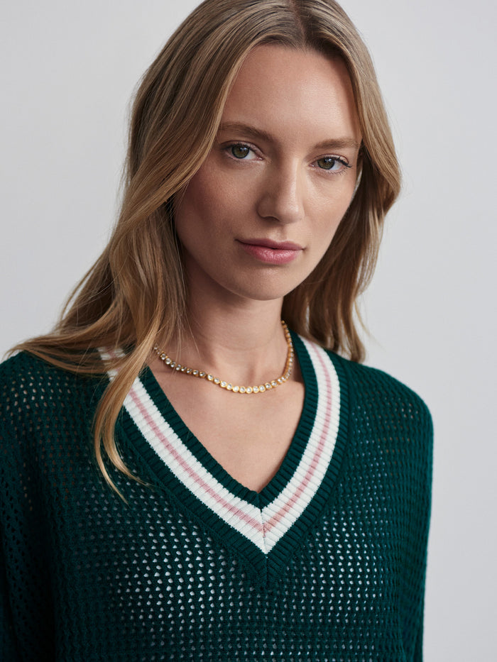 Image|Hadley Knit Forest, front view of the Varley knit sweater in forest green with long sleeves and ribbed cuffs.