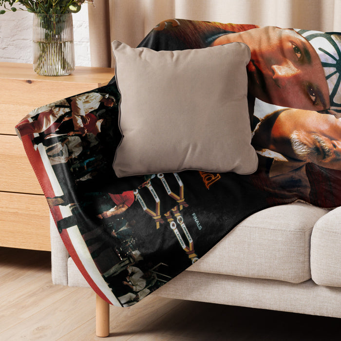 Lifestyle view of the sherpa blanket spread out on a bed