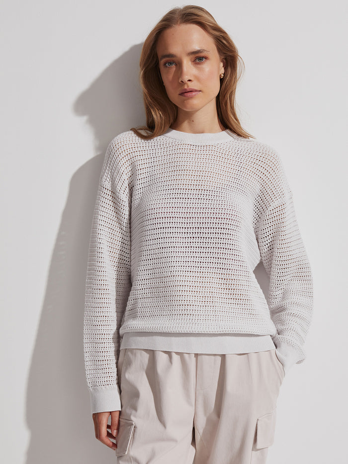 Nimbus Cloud|Kershaw Sweat in Nimbus Cloud, front view of a light gray sweatshirt with a crew neck and long sleeves.