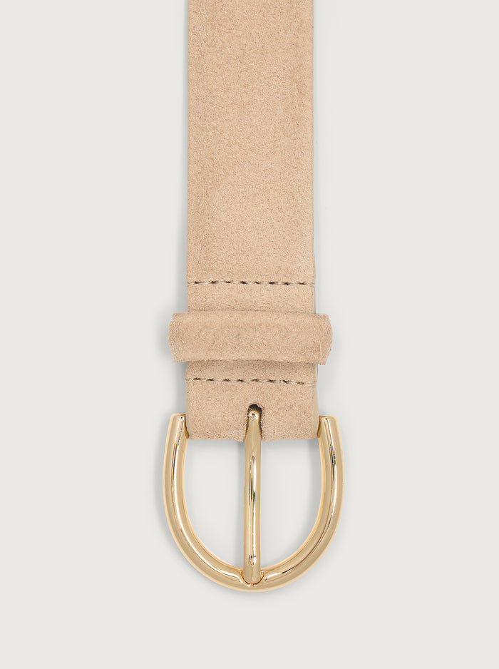 Latte|Lenai Belt Suede Latte, a latte-colored suede belt shown in a front-view product shot.