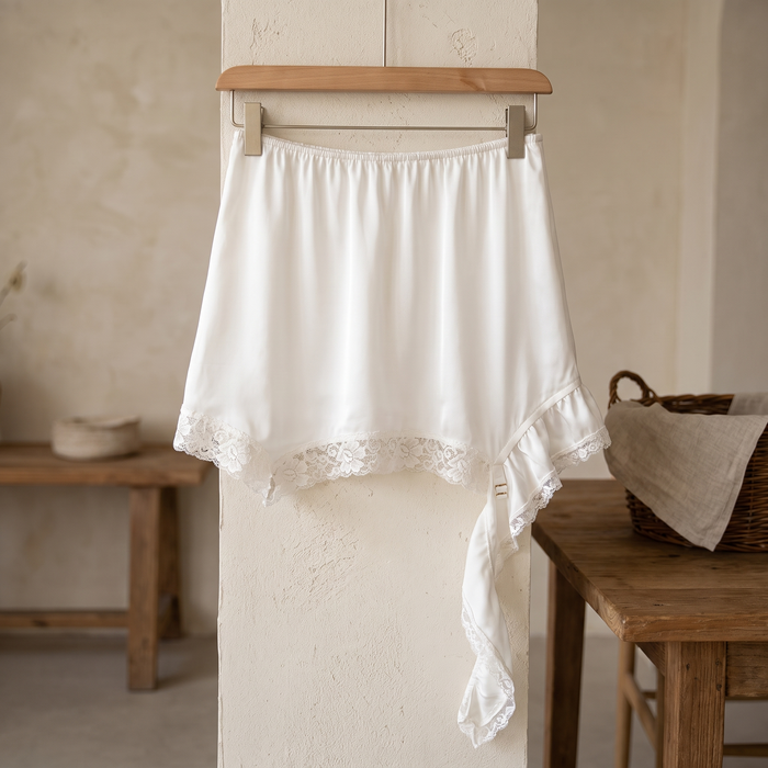 Midi Street Chic Slim Skirt