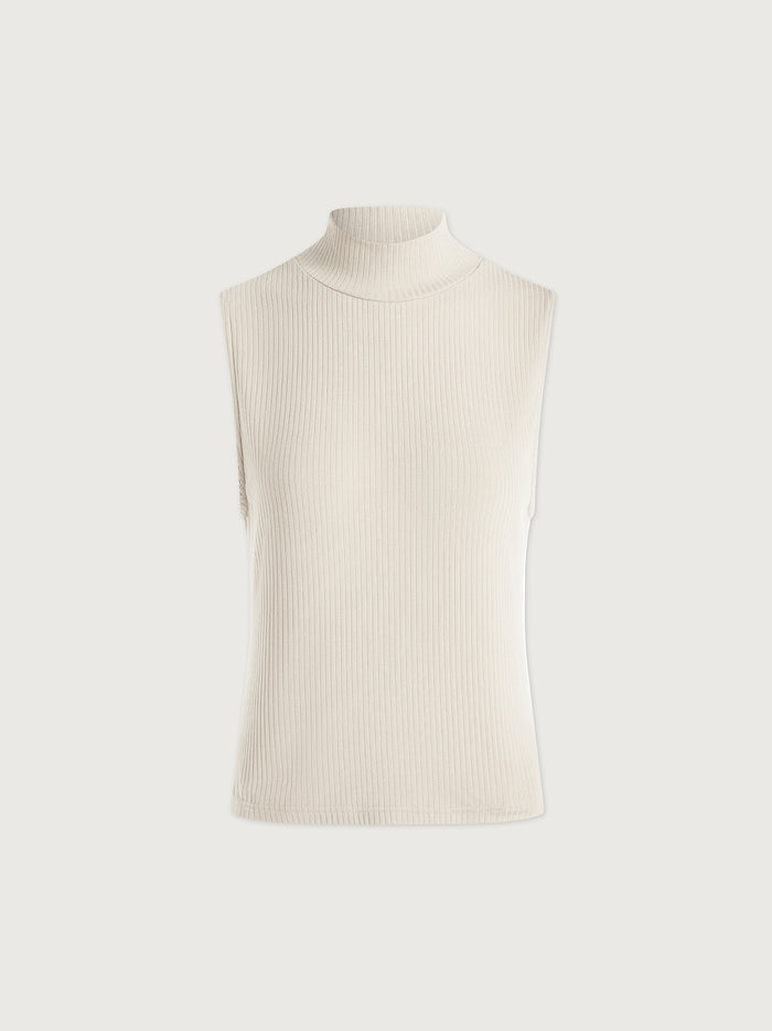Birch|Front view of the Caley Fitted Tank 2.0 in Birch, a sleeveless, form-fitting top with a round neckline.