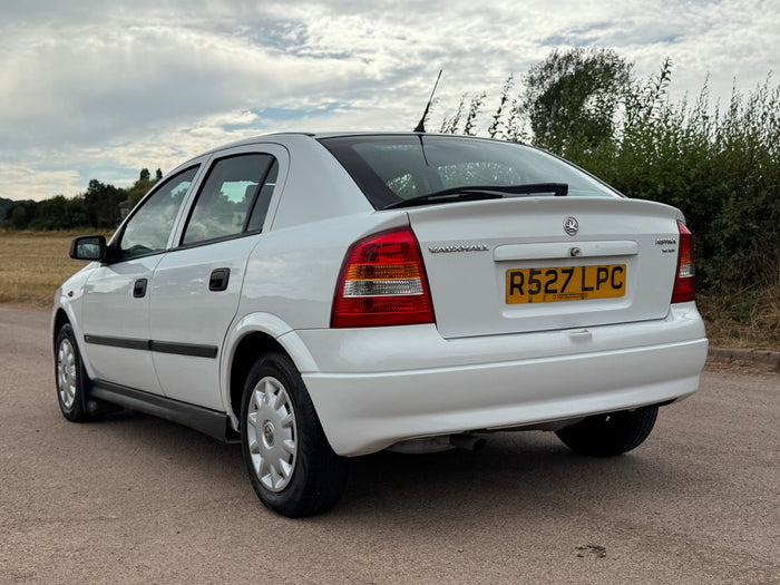 NO LONGER AVAILABLE 1998 Vauxhall Astra Mk4 CD