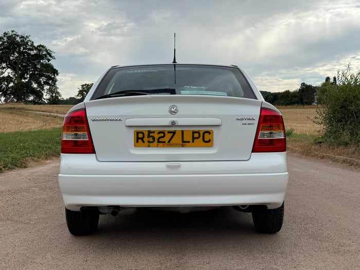 NO LONGER AVAILABLE 1998 Vauxhall Astra Mk4 CD