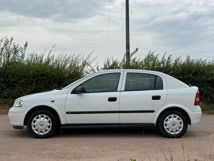 NO LONGER AVAILABLE 1998 Vauxhall Astra Mk4 CD