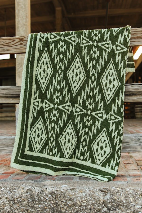 Ollie Aztec Blanket