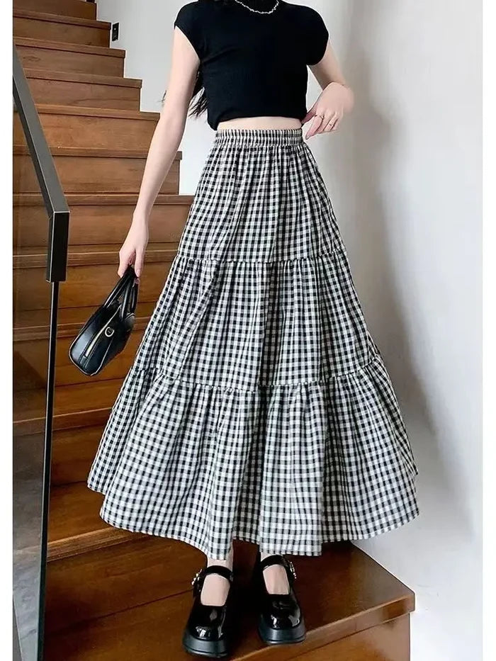 Patchworkฉัตรกระโปรงผู้หญิง2025ฤดูร้อนVINTAGE CheckeredเอวสูงElasticเอวSlimming Midi Skir