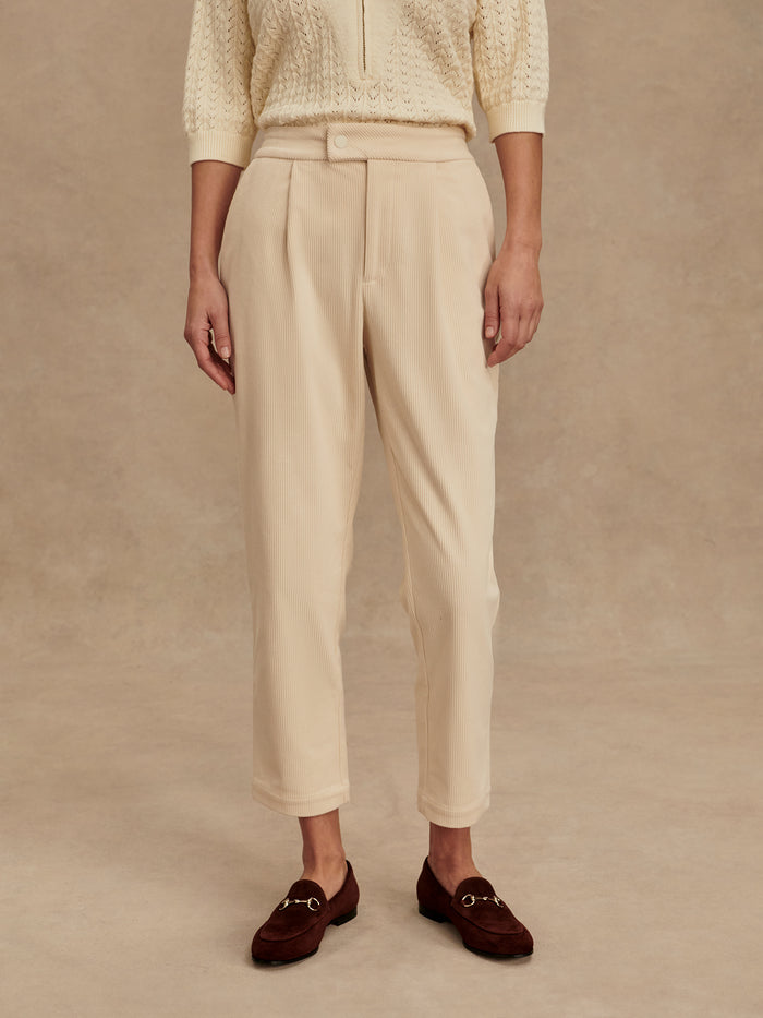 Whitecap Grey|Nell Regular Tapered Leg 27 Whitecap Grey pants, showcasing a tapered leg silhouette.