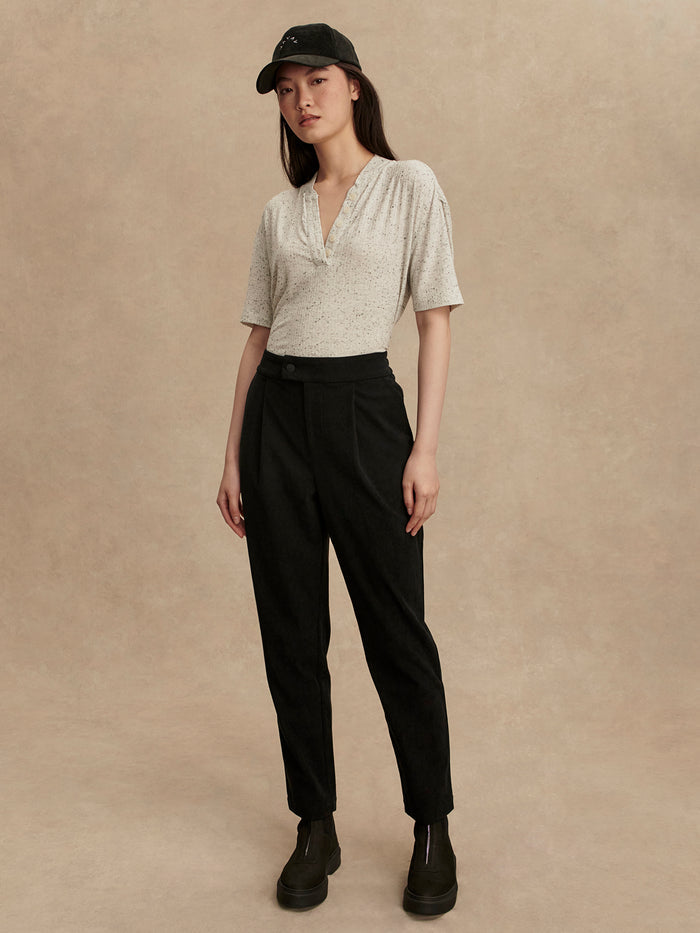 Black|Cohen Reg Tapered Leg 27 Black jeans, front view, mid-weight denim in black wash, tapered leg silhouette, classic five-pocket styling.