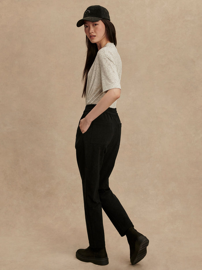 Black|Cohen Regular Tapered Leg 27 Black pants, front view showing a tailored tapered silhouette.