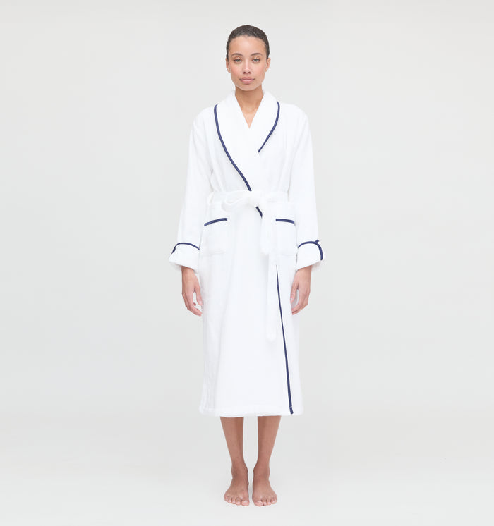 color: White/Navy