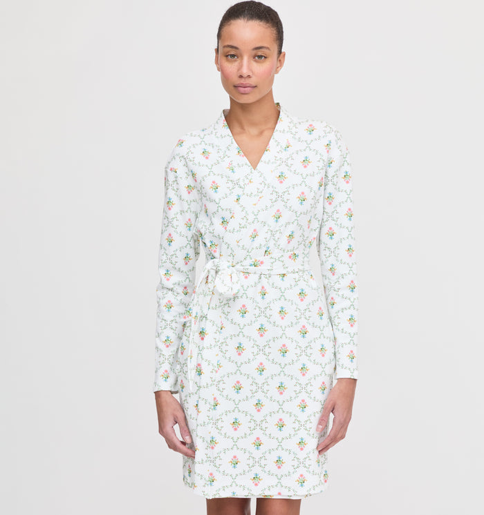 The Ivory Robe - Pastel Trellis