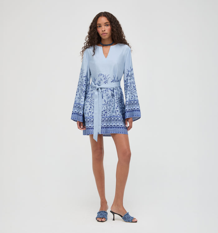 The Magnolia Tunic - Cornflower Wildflower Field