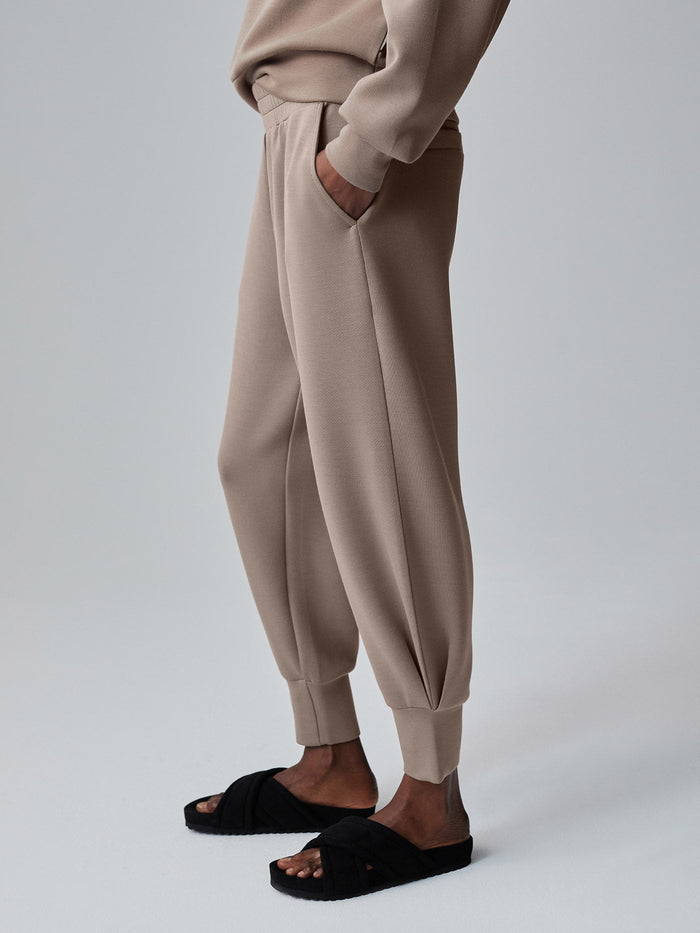 VAR01639_RelaxedPant_PineBark_1