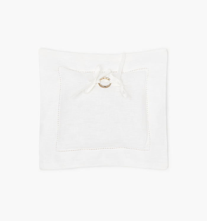 The Ring Pillow color:Pure White