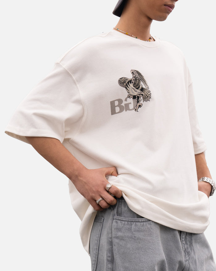 Oversized white streetwear t-shirt serpent design